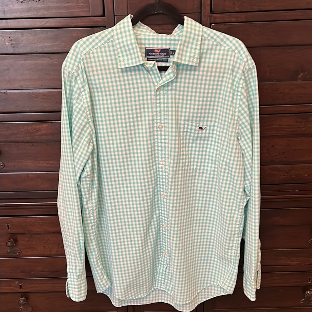 Men's vineyard vines classic fit, Tucker shirt size large